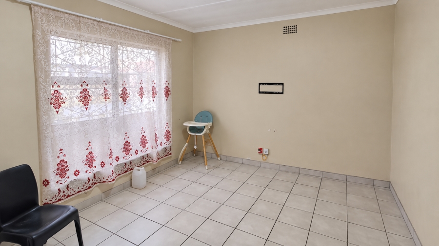 3 Bedroom Property for Sale in Eikendal Western Cape